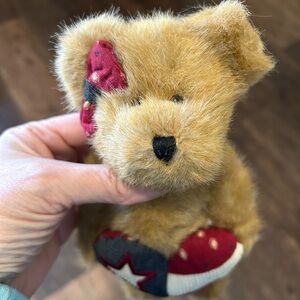 Boyd’s Bears Boyd’s Best Dressed Series Pride Junebear 1988-2005